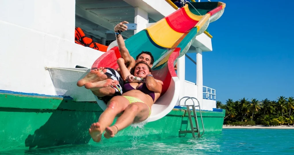 Malibu Party Boat Slide