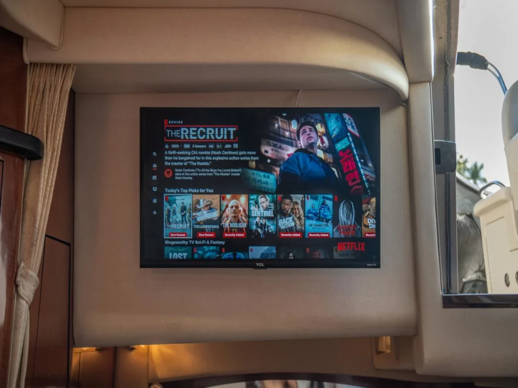 Picaflor Yacht Charter 5