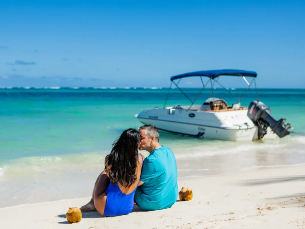 Romantic Cruise Private Excursion