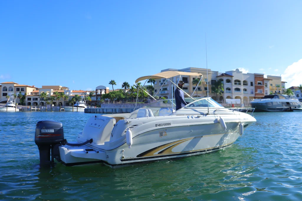 Searay 25ft Yacht Charter