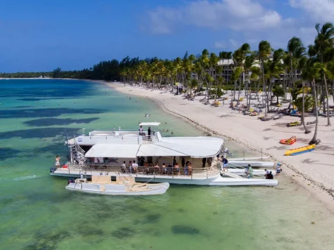 Punta Cana Wedding Boat - Luxury Yacht Charter